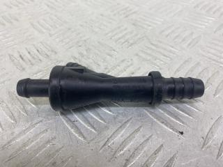 клапан вакуумного управления Volkswagen Passat B5 1999, 1.8 л., APT, бензин, 5МКПП, зеленый, универсал, передний привод, 058133753B