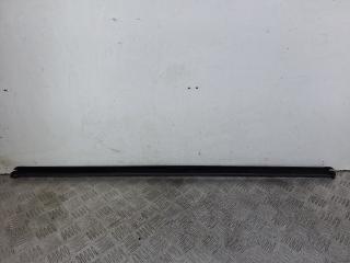 молдинг стекла Volkswagen Golf 6 поколение 2008, 1.4 л., CGGA, бензин, 5МКПП, голубой, хетчбэк 5 дв., передний привод, 5K3837479B