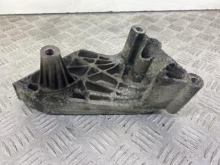 кронштейн двигателя Volkswagen Lupo 1 поколение (1998 - 2005), 1.4 л., AMF, дизель, розовый, хетчбэк 3 дв., передний привод, 045199207