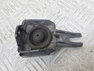 кронштейн радиатора Hyundai H-1 Grand Starex 2008, 2.5 л., дизель, МКПП, белый, минивэн, задний привод, 253334H000