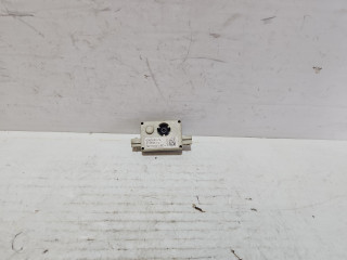 усилитель антенны BMW 5 серия E60/E61 (2002 - 2007), 21367510, 699009004