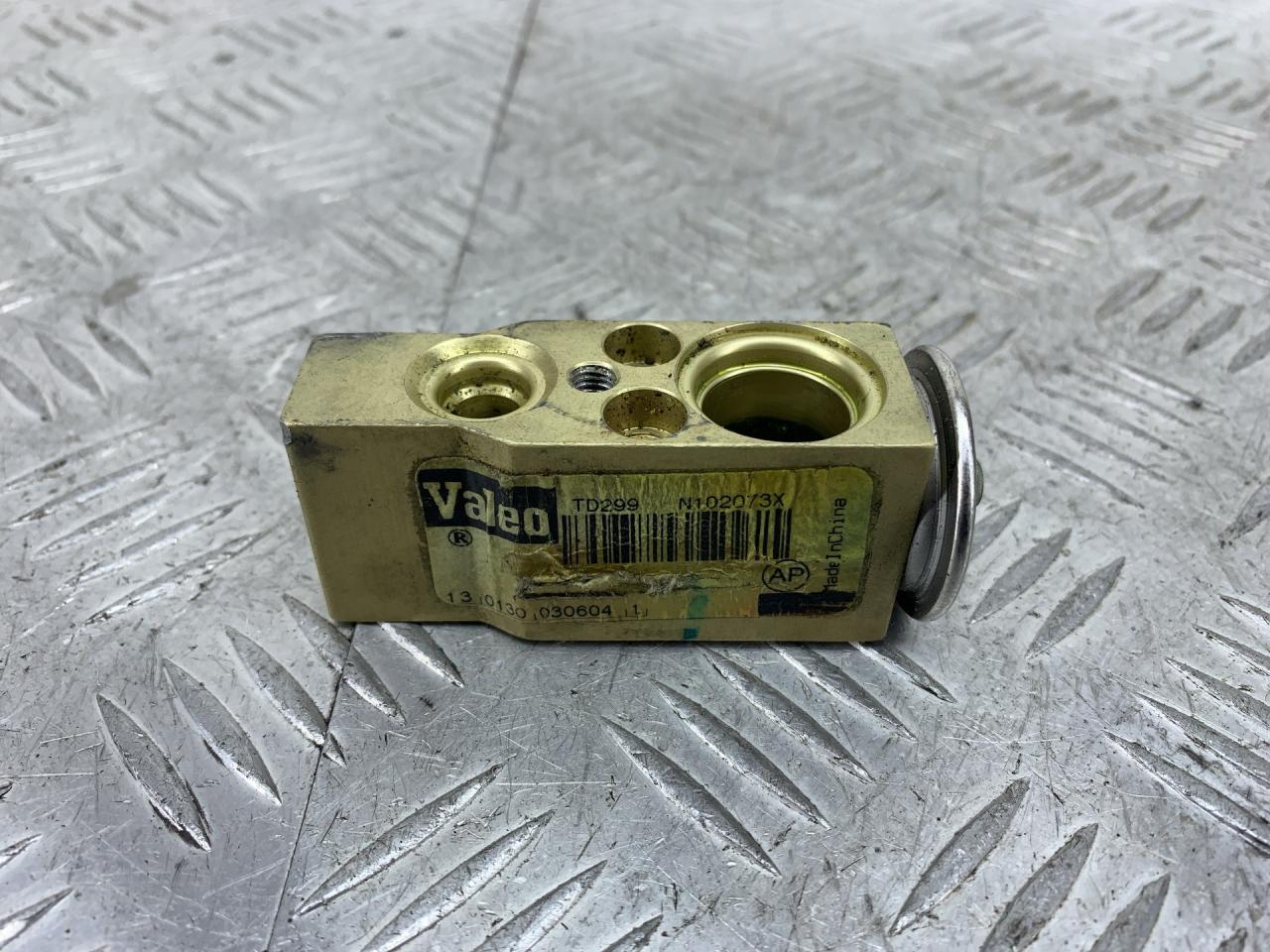 расширительный клапан кондиционера Peugeot 607 1 поколение (2000 - 2004), 654437N - фото №1