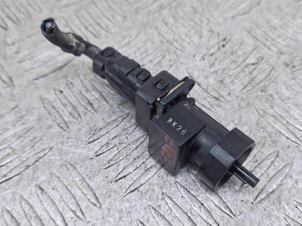 датчик скорости Hyundai H-1 Grand Starex 2008, 2.5 л., дизель, МКПП, белый, минивэн, задний привод - фото №1