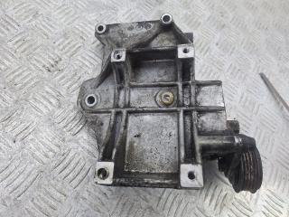 кронштейн компрессора кондиционера Volkswagen Passat B5 1998, 1.8 л., ARG, бензин, МКПП, серебро, универсал, передний привод, 058260885C