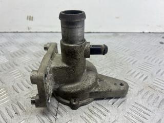 фланец (тройник) системы охлаждения Chevrolet Spark M300 2012, 1.0 л., бензин, МКПП, красный, хетчбэк 5 дв., передний привод