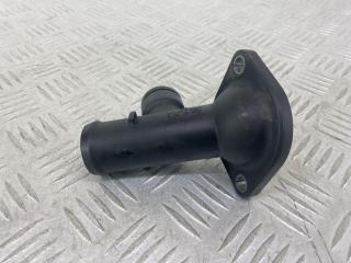 фланец (тройник) системы охлаждения Volkswagen Passat B6 (2005 - 2010), 2.0 л., дизель, универсал, 03G121121D