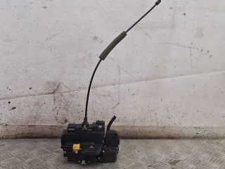 замок двери передней левой Opel Antara 1 поколение 2006, 2.0 л., Z 20 DMH, дизель, 5МКПП, серебро, внедорожник 5 дв., полный привод