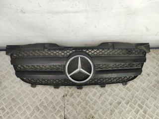 решетка радиатора Mercedes-Benz Sprinter 2 поколение (W906) (2006 - 2014), A90688002, A90688003