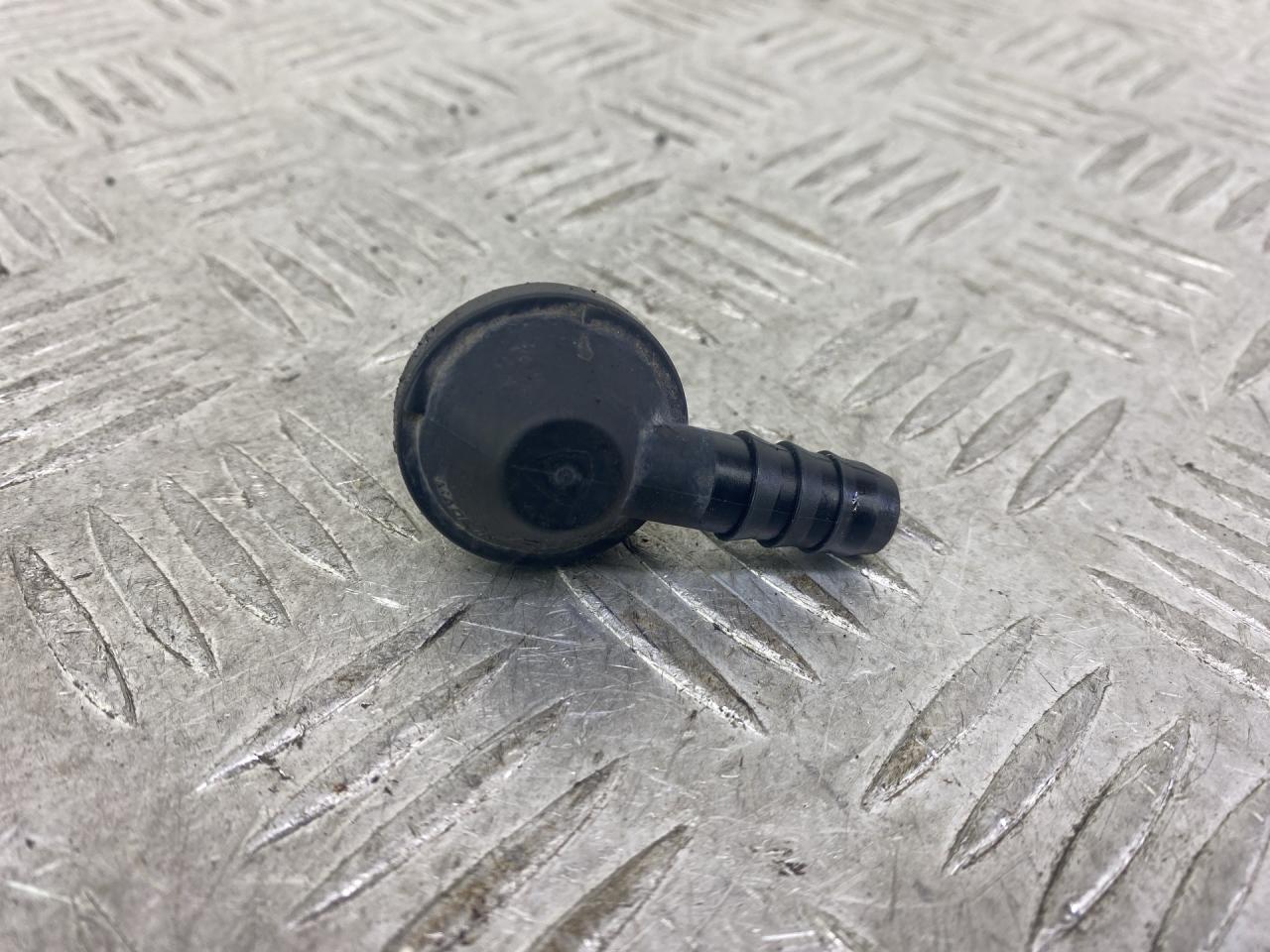 клапан вакуумного управления Mercedes-Benz SLK-Класс R170 2000, 2.0 л., M 111.958, бензин, АКПП, черный, кабриолет, задний привод - фото №1