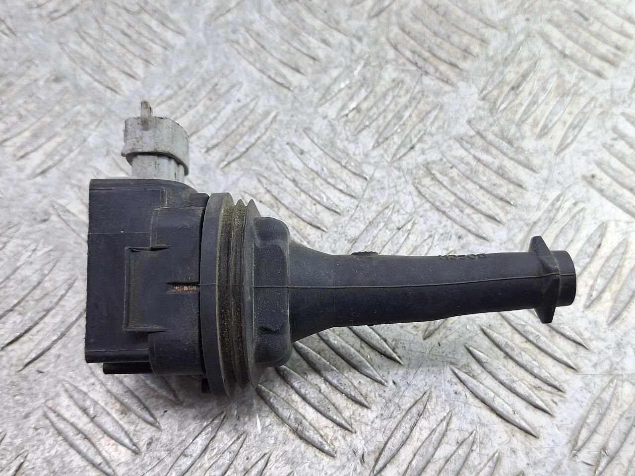 катушка зажигания Volvo S40 2 поколение (2004 - 2007), 8677837, 0221604010 - фото №1