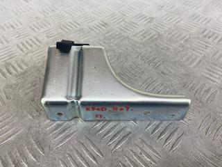 кронштейн (крепление) Mercedes-Benz Vito W639 2006, 3.2 л., M 112.951, бензин, АКПП, черный, задний привод, A6398602414