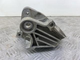 кронштейн КПП Opel Insignia 2 поколение (B) 2018, 2.0 л., дизель, АКПП, белый, хетчбэк 5 дв., полный привод, 84093828, V07897