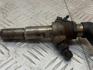 форсунка Citroen C2 1 поколение 2006, 1.4 л., 8HZ (DV4TD), дизель, робот, черный, хетчбэк 3 дв., передний привод, 9654551080, FD0221218