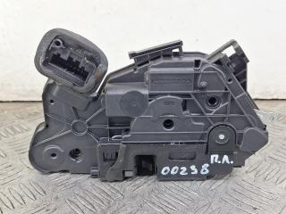 замок двери передней левой Volkswagen Golf 6 поколение 2008, 1.4 л., CGGA, бензин, 5МКПП, голубой, хетчбэк 5 дв., передний привод, 5K1837015