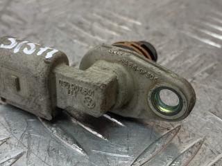 датчик распредвала Volkswagen Polo 4 поколение 2004, 1.2 л., AWY, бензин, МКПП, черный, хетчбэк 3 дв., передний привод, 03D907601