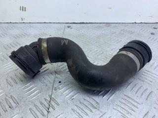 патрубок радиатора BMW 5 серия E60/E61 [рестайлинг] E60 (2007 - 2010), 2.5 л., N53 B25 A, бензин, АКПП, белый, седан, задний привод, 756578002