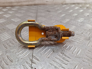 крюк буксировочный Ford Fiesta 5 поколение 2004, 1.3 л., BAJA, бензин, МКПП, хетчбэк 3 дв., 98AB17K759AA