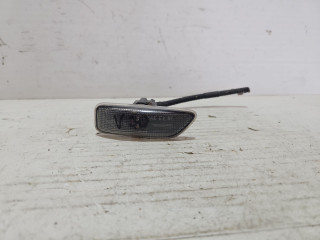 повторитель поворота на крыле Volvo V70 2 поколение (2000 - 2005), 8658945