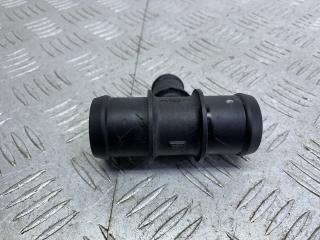 фланец (тройник) системы охлаждения Volkswagen Golf 7 поколение [рестайлинг] (2017 - 2019), 1.5 л., DACA, бензин, универсал, 323220