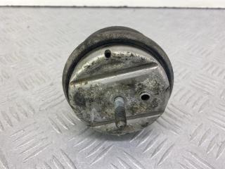 подушка крепления двигателя Volkswagen Passat B5 1999, 1.8 л., APT, бензин, 5МКПП, зеленый, универсал, передний привод, 8D0199379S