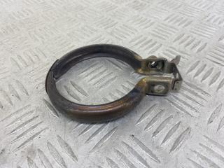 хомут глушителя Audi A4 B9 2017, 1.4 л., CVNA, бензин, 6МКПП, темно-синий, универсал, передний привод, 8W0253725C