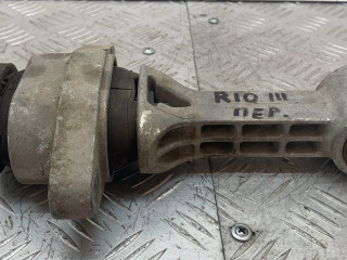 подушка крепления двигателя Kia Rio 3 поколение (2011 - 2015)