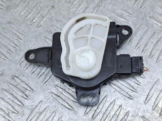 моторчик заслонки печки Hyundai Solaris 1 поколение (2010 - 2014), D267AP9BA02