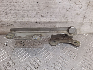 петля капота правая Mitsubishi Space Star 1 поколение [рестайлинг] 2003, 1.9 л., дизель, МКПП, минивэн, передний привод