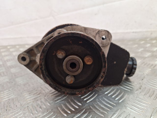 насос гидроусилителя руля Renault Clio 1 поколение (1990 - 1997), 1.2 л., бензин, 7700599543