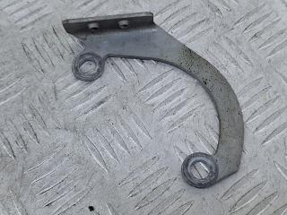 кронштейн компрессора кондиционера Mercedes-Benz C-Класс W203/S203/CL203 W203.046 2003, 1.8 л., M 271.946, бензин, АКПП, серебро, седан, задний привод, A2712340040