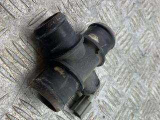 фланец (тройник) системы охлаждения Land Rover Discovery 3 поколение L319 2007, 2.7 л., 276DT, дизель, АКПП, серый, внедорожник 5 дв., полный привод, PFK500020