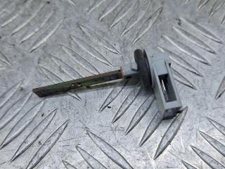 датчик температуры Volkswagen Passat B6 2009, 1.4 л., CAXA, бензин, 6МКПП, голубой, универсал, передний привод, 4B0820539