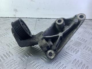 кронштейн генератора Ford Mondeo 3 поколение [рестайлинг] 2006, 2.0 л., дизель, МКПП, синий, универсал, передний привод, X57E-10039-BA