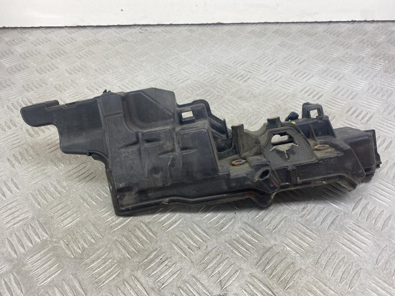 декоративная крышка двигателя Nissan NV200 1 поколение (2009 - 2026), G5175B11122R, G6175B17398R, 175B19528R - фото №1