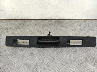 ручка открывания багажника Volvo V70 2 поколение 2001, 2.4 л., B 5244 T3, бензин, АКПП, серебро, универсал, полный привод, 9203101