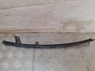 направляющая стекла задней левой Mitsubishi Carisma 1 поколение [рестайлинг] 2003, 1.6 л., 4G92 (DOHC 16V), бензин, МКПП, серебро, хетчбэк 5 дв., передний привод, DX44LH