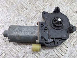 моторчик стеклоподъемника передний правый Renault Megane 1 поколение [рестайлинг] 2000, 1.9 л., дизель, МКПП, серебро, универсал, передний привод, 0130821721