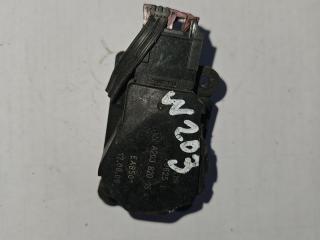 моторчик заслонки печки Mercedes-Benz M-Класс W163 (1997 - 2001), A2038201642