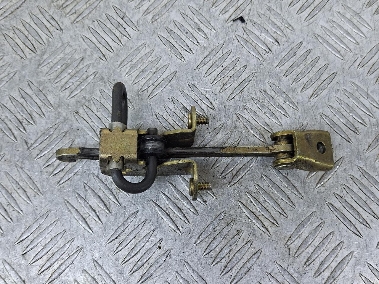 ограничитель открывания двери Saab 9-3 1 поколение 2001, 2.0 л., B205E, бензин, АКПП, черный, хетчбэк 5 дв., передний привод - фото №1