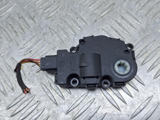моторчик заслонки печки BMW 3 серия E90/E91/E92/E93 2005, 2.5 л., N52 B25 AF, бензин, МКПП, серый, седан, задний привод, 985458D03