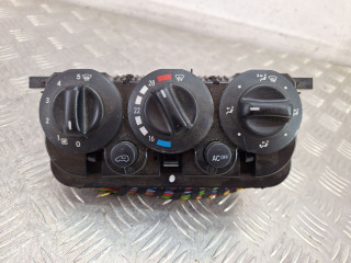 блок управления печки / климат-контроля Mercedes-Benz A-Класс W168/V168 [рестайлинг] (2001 - 2004), 1688302285