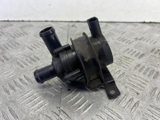 насос антифриза дополнительный Skoda Yeti 1 поколение (2009 - 2014), бензин, МКПП, коричневый