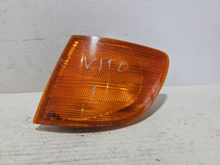 поворотник левый Mercedes-Benz Vito W638 2000