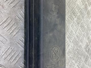 крышка блока предохранителей Chevrolet Spark M300 2012, 1.0 л., бензин, МКПП, красный, хетчбэк 5 дв., передний привод