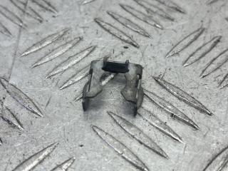 крепление форсунки Mercedes-Benz C-Класс W204/S204 2007, 1.8 л., M 271.950, бензин, АКПП, серебро, седан, задний привод