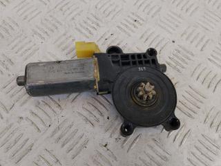 моторчик стеклоподъемника передний левый Toyota Yaris P1 (1999 - 2003), 0130822017, 106281XXX