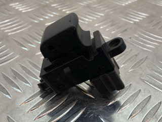 кнопка стеклоподъемника двери задней правой Nissan X-Trail T32 (2013 - 2019), 25411JG05A
