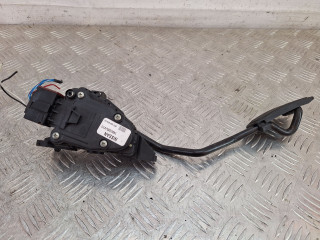 педаль Nissan Almera Tino V10 [рестайлинг] 2004, 2.2 л., YD22DDTi, дизель, МКПП, серый, минивэн, передний привод, 18002BU410