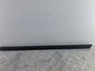 Уплотнитель стекла Skoda Octavia 2 поколение (A5) [рестайлинг] 2011, 1.6 л., CAYC, дизель, 5МКПП, оливковый, хетчбэк 5 дв., передний привод, 1Z0837479A