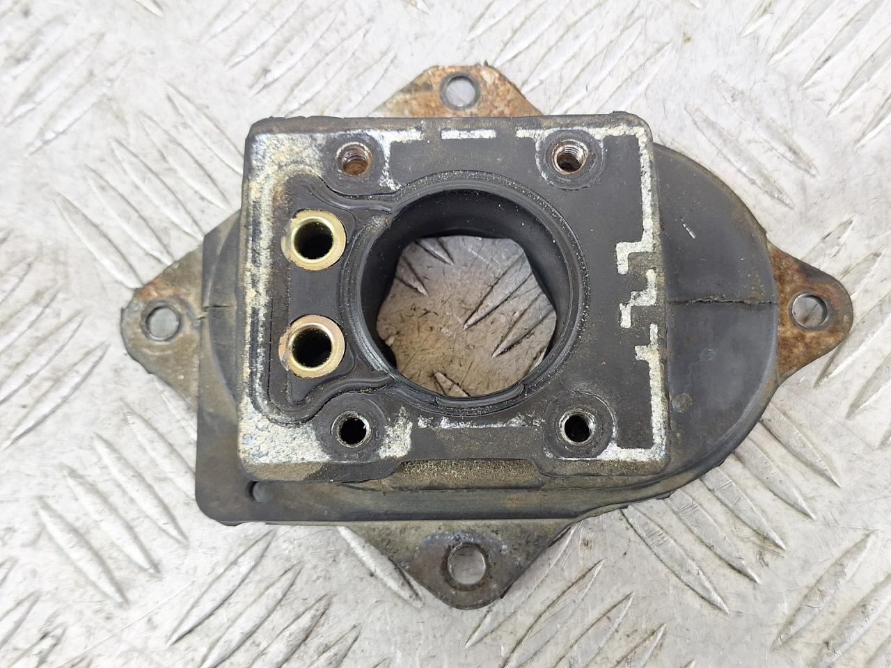 Подушка под моновпрыск Volkswagen Golf 3 поколение 1999, 1.8 л., ANN, бензин, зеленый, кабриолет, передний привод, 050129761H - фото №1